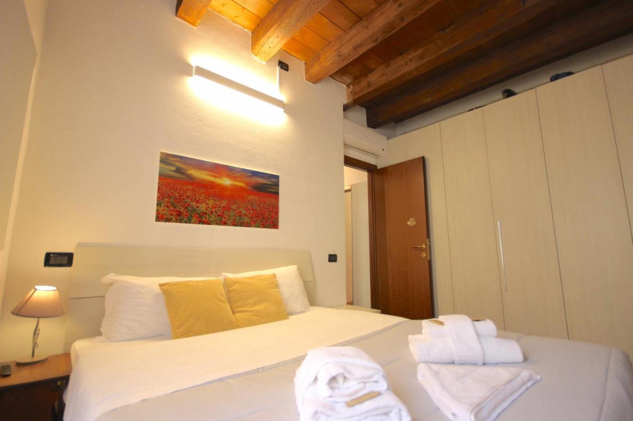 Case Vr Holiday Casa Di Mezzo Werona Zewnętrze zdjęcie