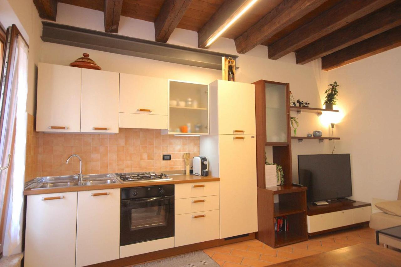 Case Vr Holiday Casa Di Mezzo Werona Zewnętrze zdjęcie
