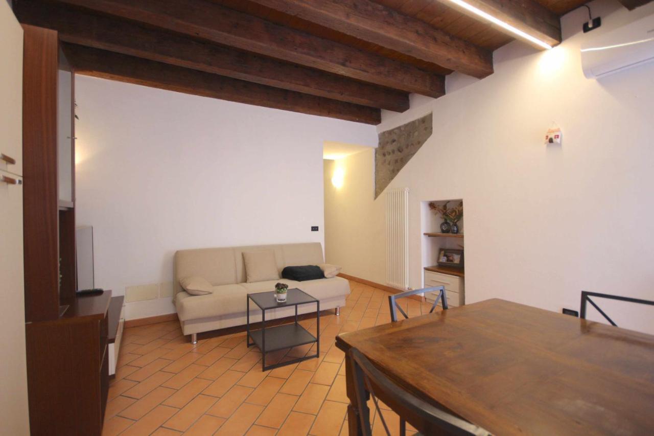 Case Vr Holiday Casa Di Mezzo Werona Zewnętrze zdjęcie