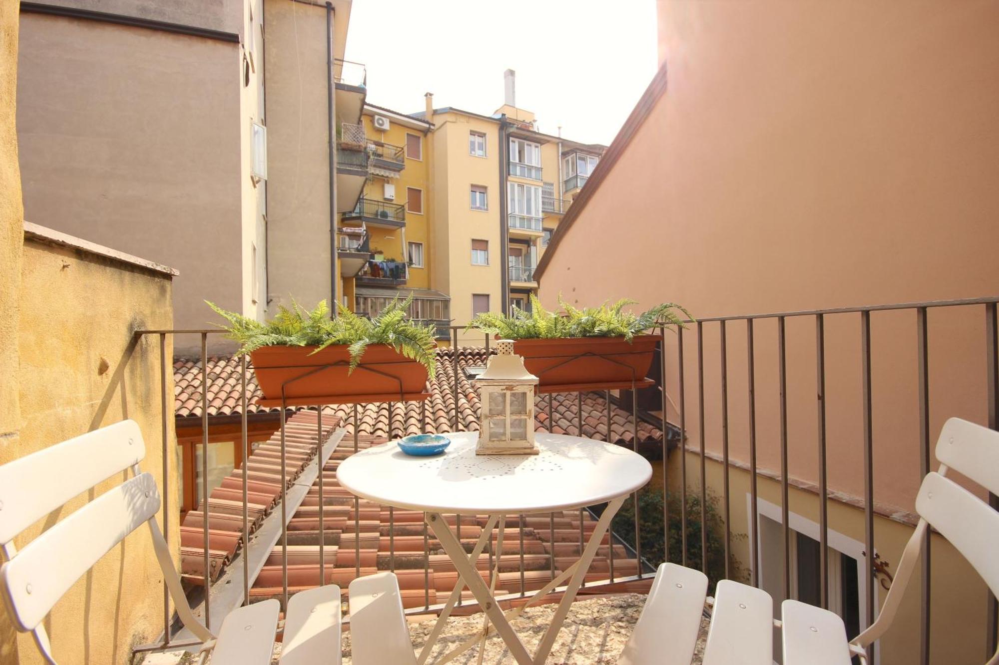 Case Vr Holiday Casa Di Mezzo Werona Zewnętrze zdjęcie